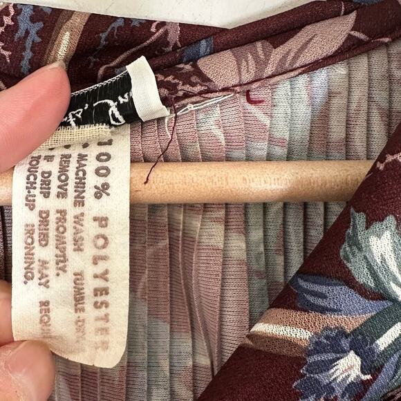 70s two piece Botanical bamboo floral skirt and shirt - Picture 6 of 8